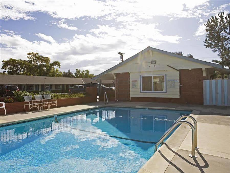 Americas Best Value Inn - Livermore Kültér fotó